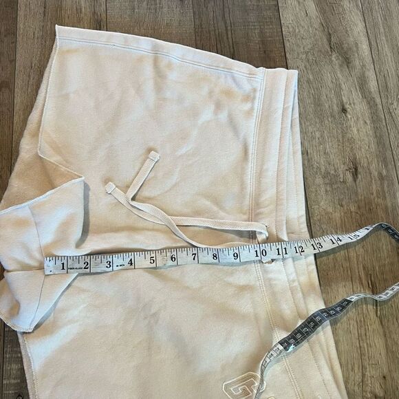 Gap women’s shorts size L - Picture 8 of 10
